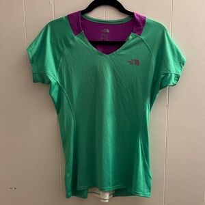 The North Face - Women's Green and Purple Flight Series Short Sleeve Tee -Size M